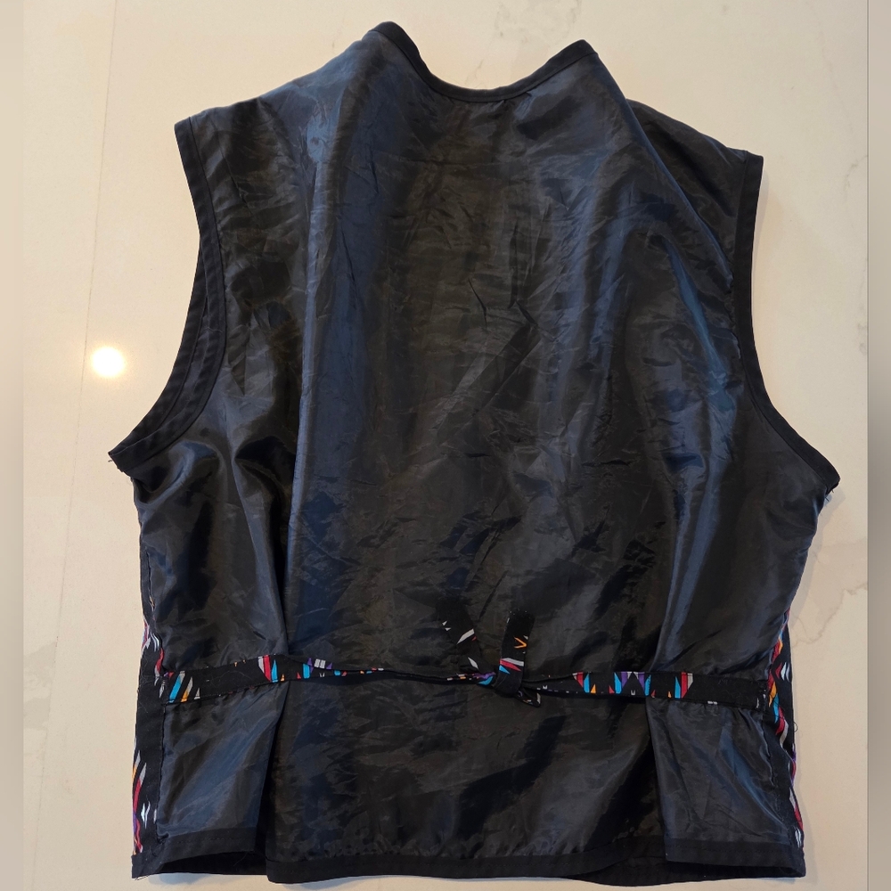 Handmade Aztec Geometric Pattern Vest - Picture 2 of 7